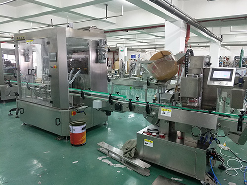 6頭伺服醬料灌裝機(jī)