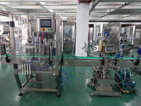 雙頭辣椒醬灌裝真空旋蓋生產(chǎn)線