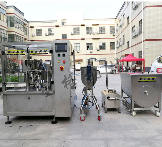 給袋式醬料包裝機(jī)