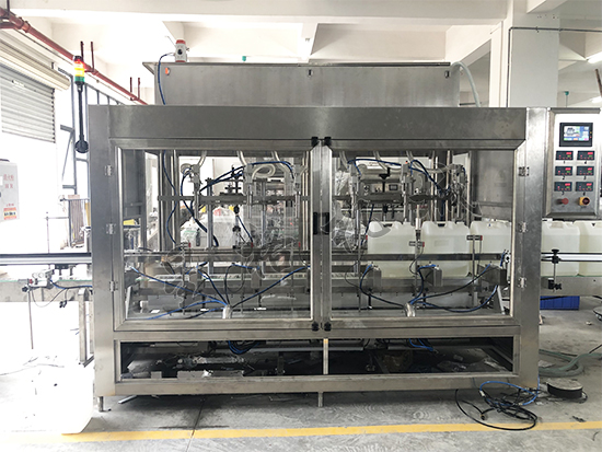 自動(dòng)稱重式灌裝機(jī)