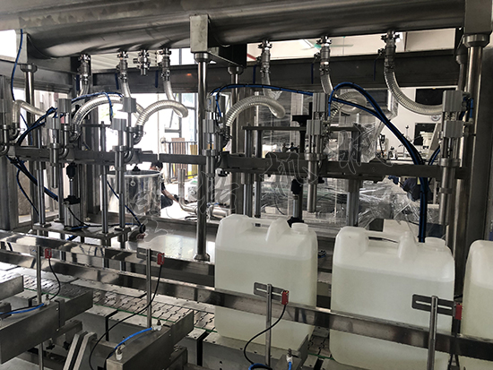 自動(dòng)稱重式灌裝機(jī)